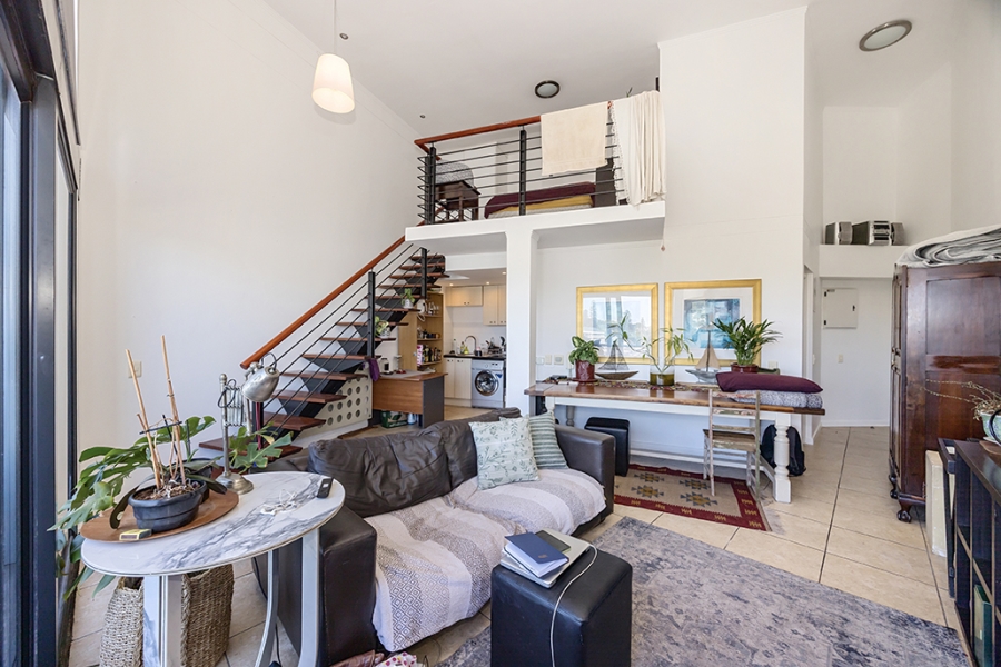 To Let 1 Bedroom Property for Rent in Claremont Upper Western Cape